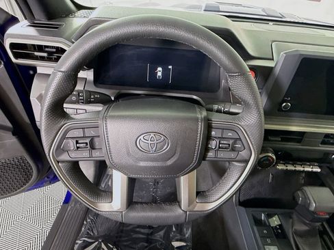Certified 2025 Toyota Tacoma TRD Sport AWD/4WD image 21