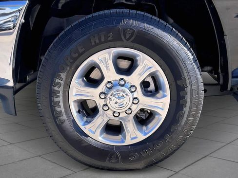 Used 2025 RAM 2500 Big Horn image 11