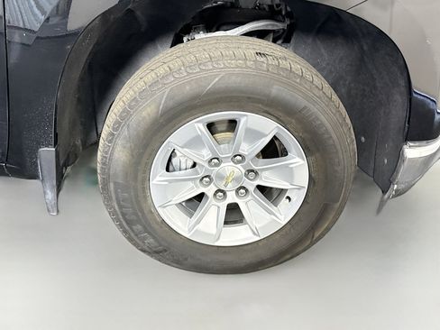 Used 2021 Chevrolet Silverado 1500 LT RWD image 31