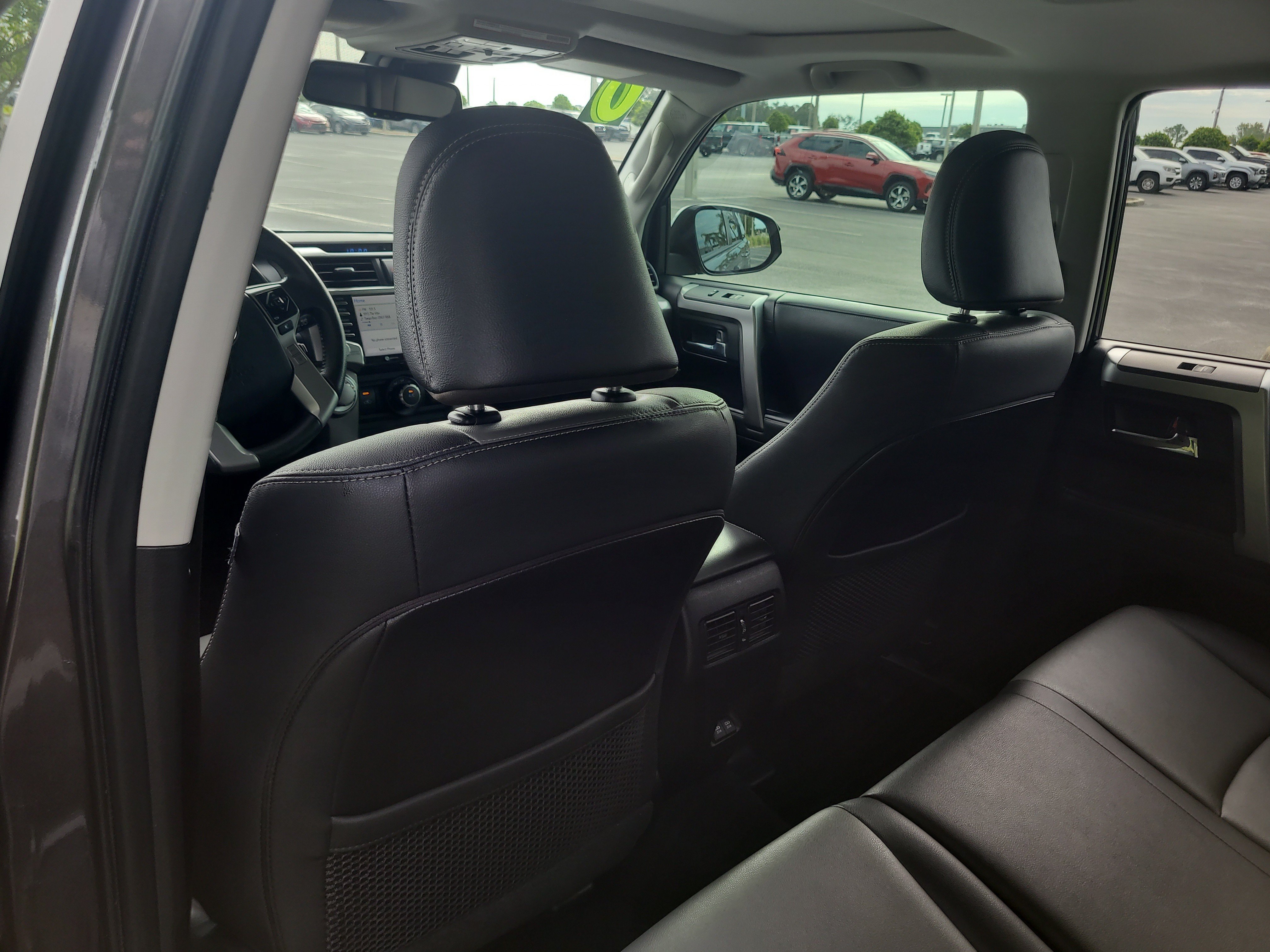 Used 2020 Toyota 4Runner SR5 Premium w/ Moonroof Package AWD/4WD image 13