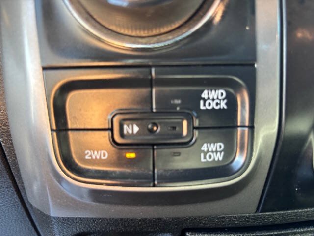 Used 2022 RAM 1500 Warlock AWD/4WD image 15