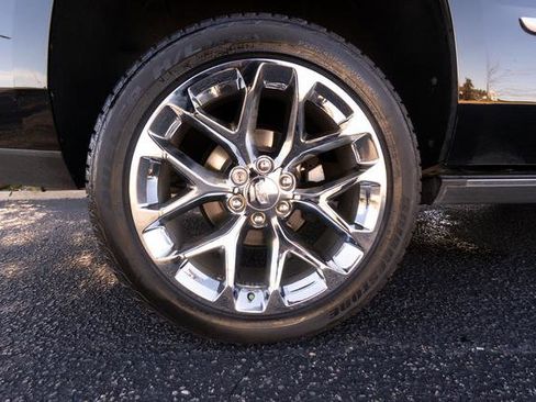 Used 2020 Cadillac Escalade Platinum image 38