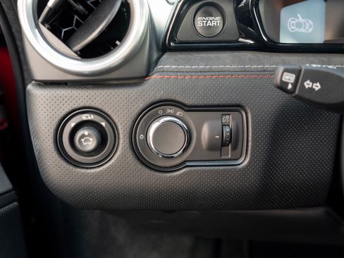 Used 2020 Lotus Evora RWD image 16