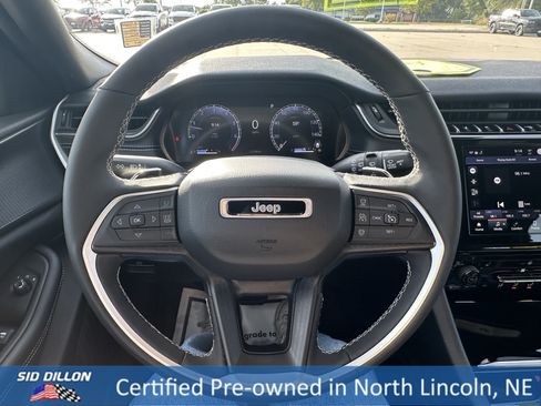 Used 2024 Jeep Grand Cherokee L Laredo w/ Luxury Tech Group I image 12