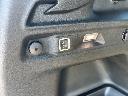 New 2025 Jeep Grand Cherokee L Limited image 13