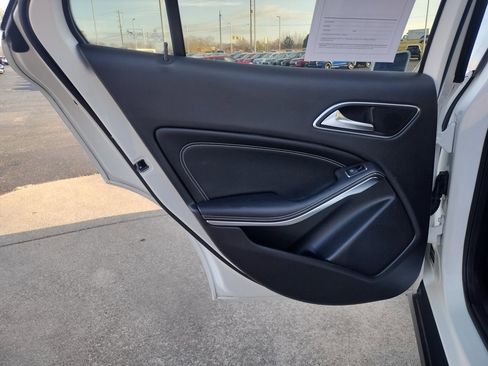 Used 2019 Mercedes-Benz GLA 250 GLA 250 image 22