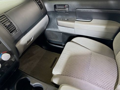 Used 2011 Toyota Tundra 2WD Double Cab w/ SR5 Pkg image 18
