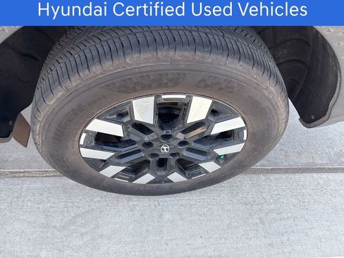 Certified 2025 Hyundai Santa Cruz SEL image 10