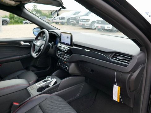 New 2025 Ford Escape ST-Line w/ Equipment Group 301A image 10