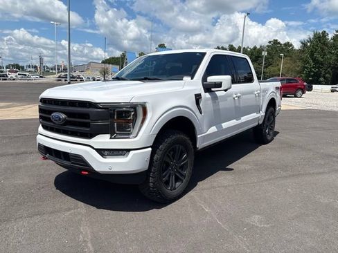 Used 2021 Ford F150 Lariat w/ Equipment Group 502A High AWD/4WD image 3