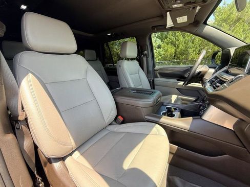 Used 2023 Chevrolet Tahoe Z71 AWD/4WD image 27