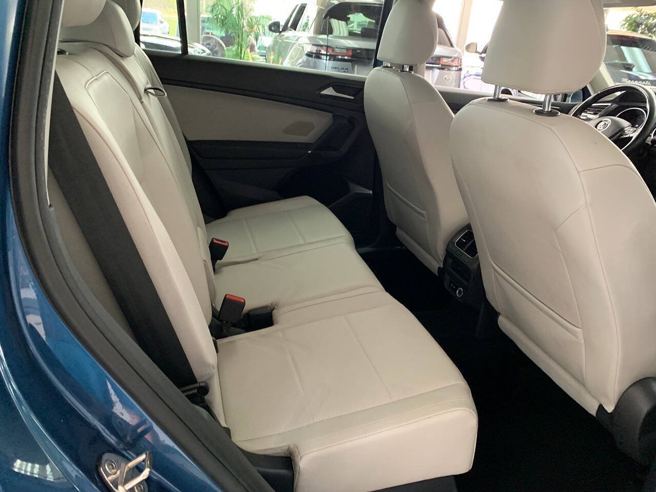 Used 2018 Volkswagen Tiguan SE AWD/4WD image 15