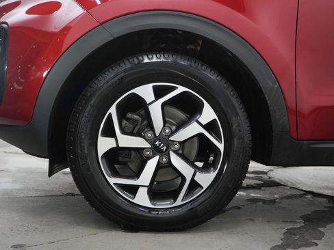 Used 2022 Kia Sportage LX image 28