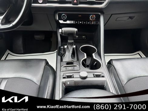 Used 2022 Kia K5 GT-Line AWD/4WD image 24