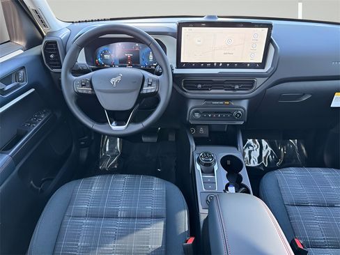 New 2025 Ford Bronco Sport Heritage w/ Convenience Package image 5