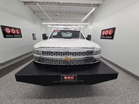 Used 2019 Chevrolet Silverado 3500 W/T w/ WT Convenience Package RWD image 2