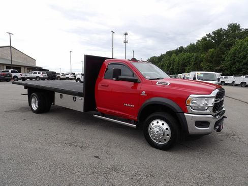 Used 2022 RAM 5500 SLT w/ Quick Order Package 2YG SLT AWD/4WD image 10