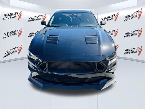 Used 2018 Ford Mustang Premium image 8