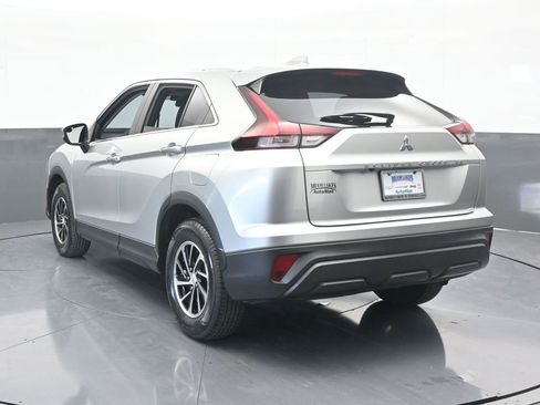 Used 2023 Mitsubishi Eclipse Cross ES image 4