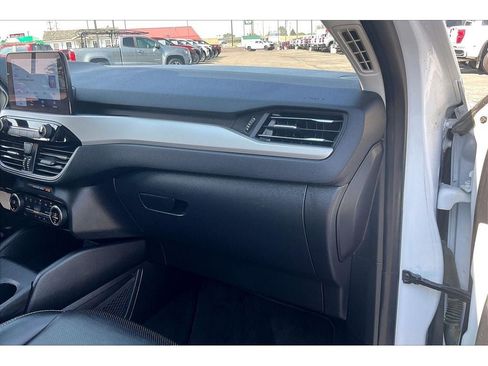 Used 2021 Ford Escape SEL AWD/4WD image 18