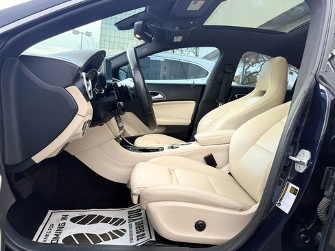 Used 2017 Mercedes-Benz CLA 250 4MATIC image 10