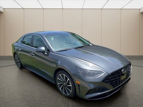 Used 2023 Hyundai Sonata Limited FWD image 9