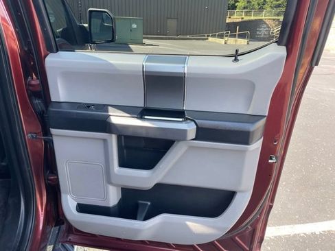 Used 2015 Ford F150 XLT w/ Equipment Group 302A Luxury AWD/4WD image 56