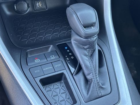 Used 2023 Toyota RAV4 XLE image 26