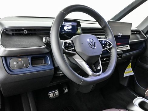 New 2025 Volkswagen ID. Buzz Pro S image 5
