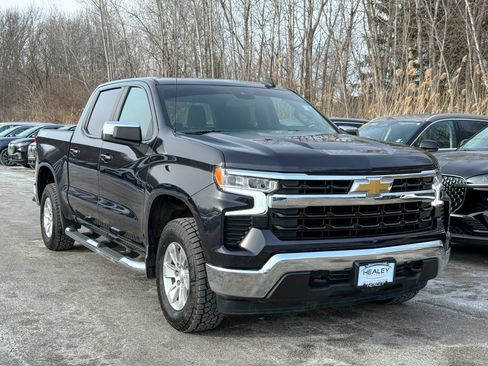 Used 2023 Chevrolet Silverado 1500 LT image 1