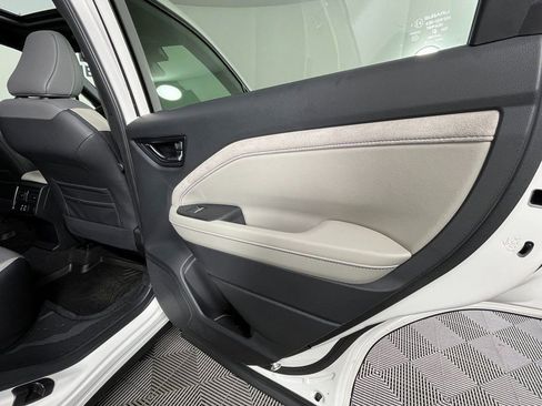 Used 2025 Subaru Forester Limited image 26