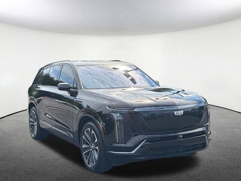 Certified 2026 Cadillac Vistiq Premium Luxury AWD/4WD image 18