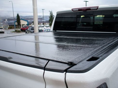 Certified 2022 GMC Sierra 1500 Denali image 9