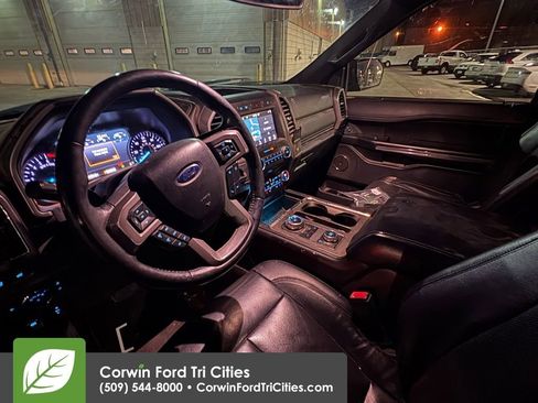Used 2018 Ford Expedition Max XLT w/ Equipment Group 202A image 5