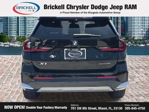 Used 2025 BMW X1 xDrive28i AWD/4WD image 4