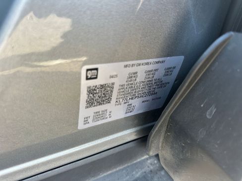 Used 2025 Chevrolet Trax LT image 27