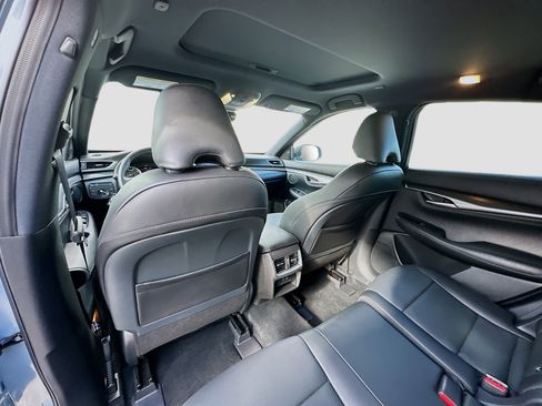 Used 2025 INFINITI QX55 Luxe w/ Cargo Package image 24