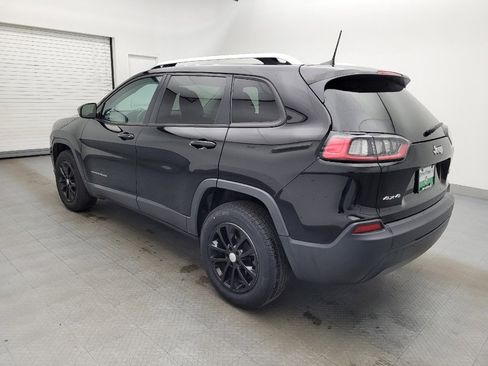 Used 2020 Jeep Cherokee Latitude image 3