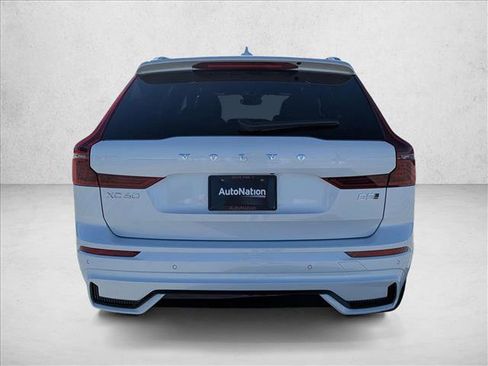 New 2026 Volvo XC60 B5 Core image 9