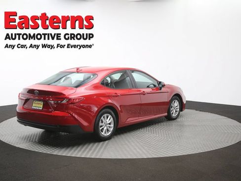 Used 2025 Toyota Camry LE FWD image 40