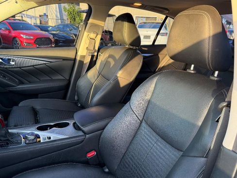 Used 2018 INFINITI Q50 Sport image 10