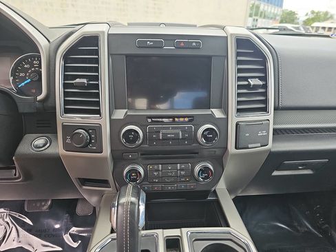 Used 2018 Ford F150 Lariat AWD/4WD image 23