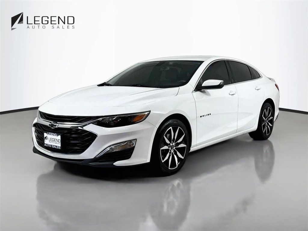 Used 2022 Chevrolet Malibu RS FWD image 1