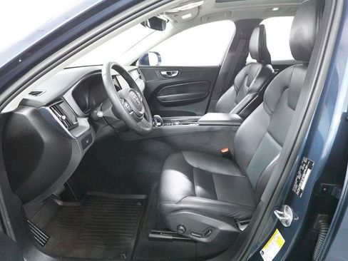 Used 2023 Volvo XC60 B5 Core w/ Climate Package AWD/4WD image 21