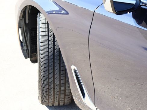 Used 2017 BMW 750i xDrive image 61