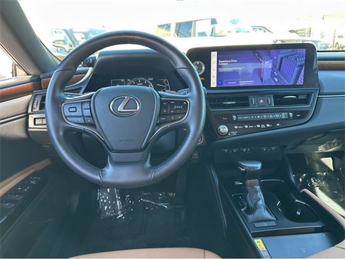 Certified 2025 Lexus ES 350 w/ Premium Package image 8