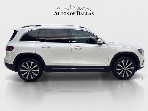 Used 2021 Mercedes-Benz GLB 250 w/ Premium Package image 10