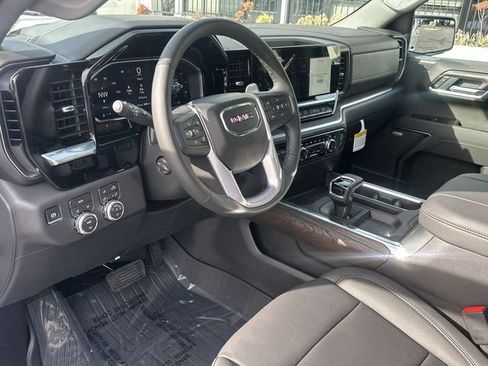 New 2026 GMC Sierra 1500 SLT w/ SLT Premium Package image 10