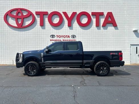 Used 2024 Ford F250 King Ranch AWD/4WD image 5