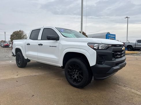 New 2026 Chevrolet Colorado W/T image 7